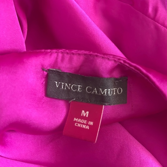Vince Camuto Fuscia Satin tank - medium - Picture 5 of 5